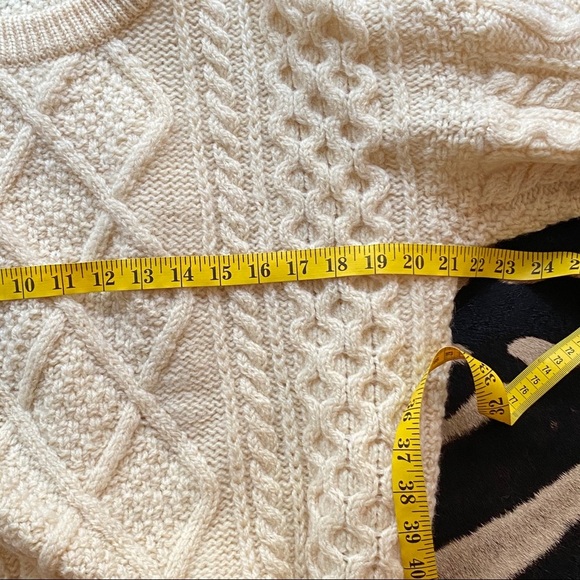 Vintage Knit sweater hand made in England - Picture 9 of 10